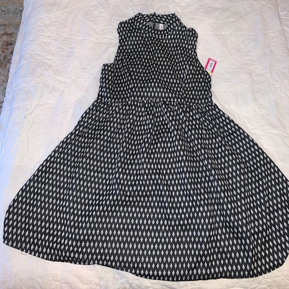 Black and white dress